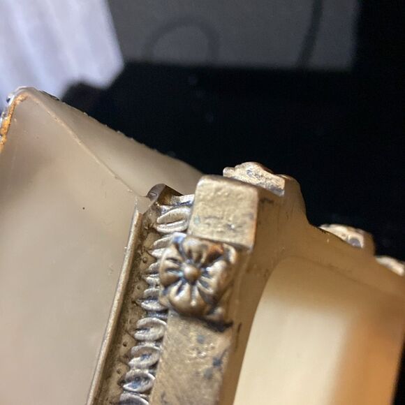 Vintage Elegant Gold and Cream Decorative Tray - Picture 6 of 12